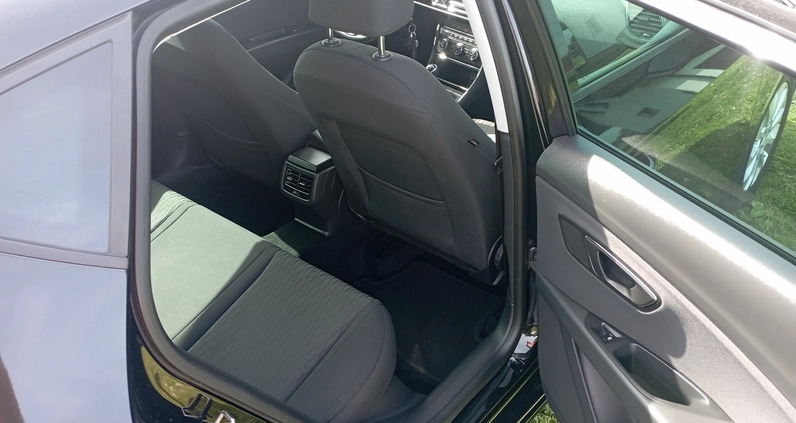 Seat Leon cena 47900 przebieg: 164828, rok produkcji 2016 z Szczawnica małe 154